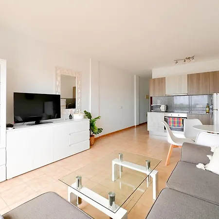 Sea View Beachfront Apartament *